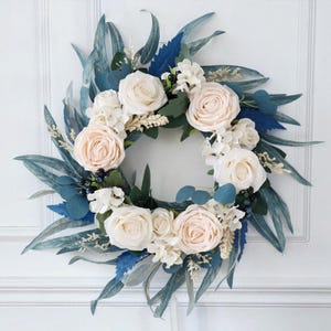 Corona de peonías rosas artificiales de 45 cm, ideal para puerta de entrada, decoración de pared para fiestas, para colgar en la puerta de una tienda o para bodas.