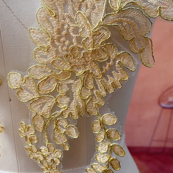 4 Patch Ricamo Fiori In Pizzo Dorato - Per Abiti Da Sposa, Costumi, Riparazioni Cucito Fai Da Te - Foto 12