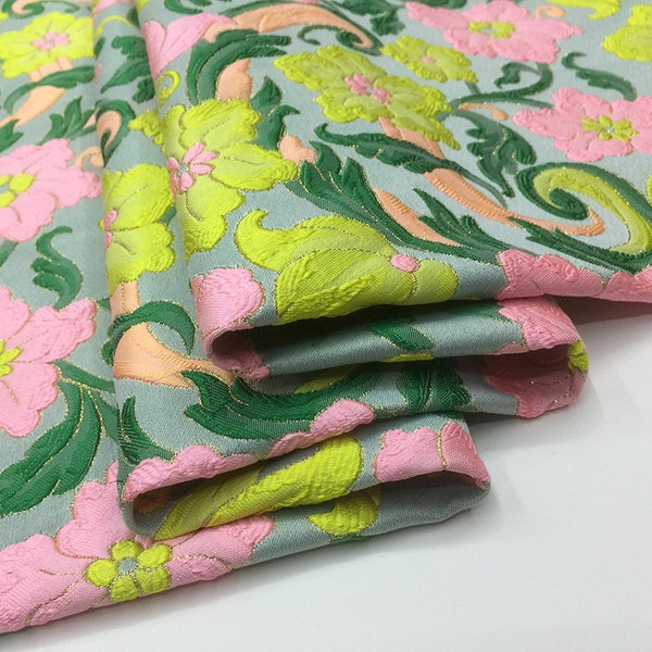 Elegant Floral Brocade Clothing Fabric High Grate Relief Romantic Sweet Flower Pattern Satin Fabric for Dress Skirt Suit Coat