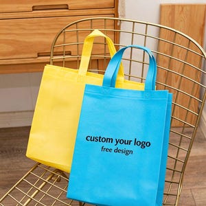 Bolsas de tela no tejida gruesas personalizadas (100-300 unidades), bolsas de compra reutilizables con logotipo y código QR impresos, bolsas de regalo ecológicas.