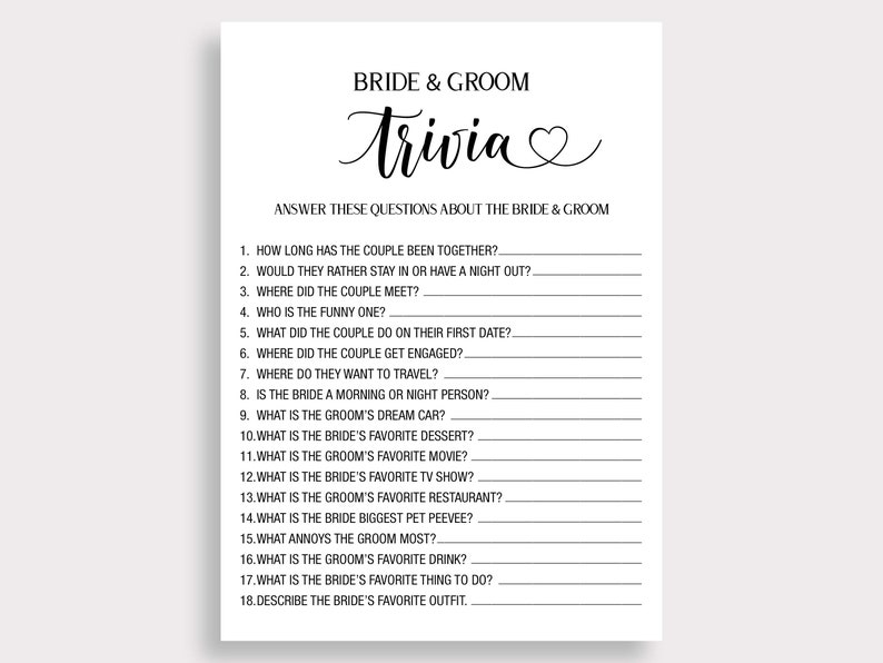 Może przedstawiać: Drukowana gra na wiecz&oacute;r panieński zatytułowana "Bride & Groom Trivia". Gra zawiera 18 pytań o pannę młodą i pana młodego, z pustymi liniami, aby goście mogli wpisać swoje odpowiedzi.