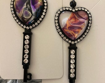 Acrylic Fluid Art, Acrylic Paint Skin, Wearable Art, Key Pendant necklace