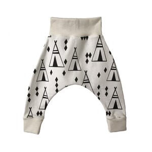 Svarta Tipi Harems Teepee Byxor Pojkar Harembyxor Ekologisk bomullsstickning Sött tyg Populära byxor Avslappnade byxor Nyfödd Babyoutfit Nyfödd Gåva bild 2