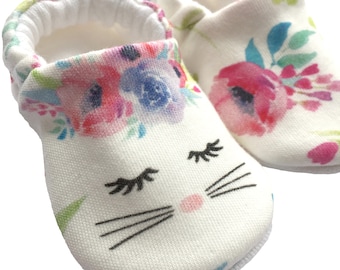 Chaussures bébé fleur lapin | Chaussures de berceau modernes à semelle souple et à imprimé aquarelle bio