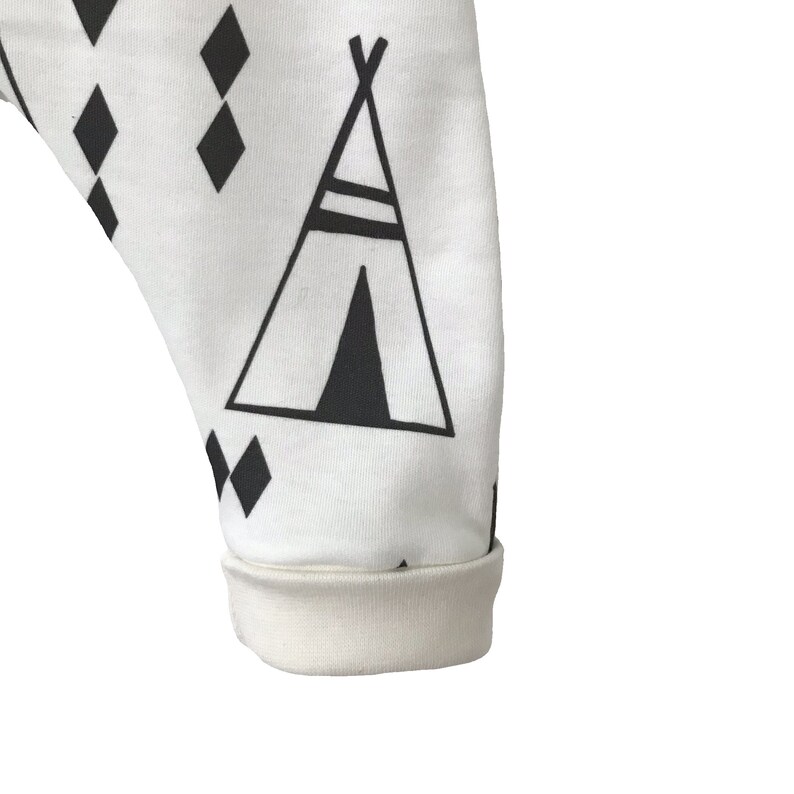 Svarta Tipi Harems Teepee Byxor Pojkar Harembyxor Ekologisk bomullsstickning Sött tyg Populära byxor Avslappnade byxor Nyfödd Babyoutfit Nyfödd Gåva bild 4