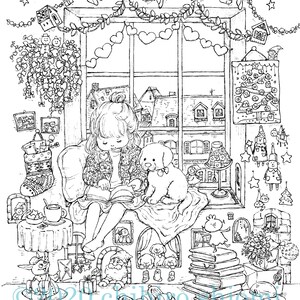 以下が含まれることがあります： 女の子が犬と一緒に本を読んでいる白黒のイラスト。雪景色が眺められる窓のある居心地の良い部屋が舞台です。部屋には、ハート型のガーランド、靴下、クリスマスツリーなど、クリスマスの飾り付けが施されています。