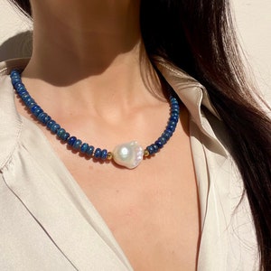 Lapis Lazuli beaded necklace with Baroque Pearl, Delicate necklace, Lazuli and Pearl, Handmade gemstone jewelry, Gift for her