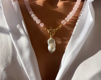 Rose Quartz beaded necklace with Genuine Baroque Pearl pendant, Handmade gemstone jewelry, Pink necklace, Gift for her
