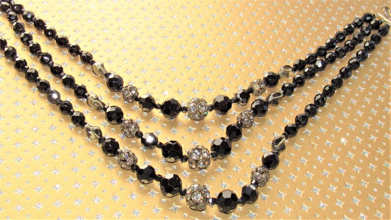 Black Crystal Necklace,Vintage 3 Strand Necklace,Faceted Jet bead,Black Choker Necklace,Vintage Crystal Jewelry,Glass Beads,Midcentury Black