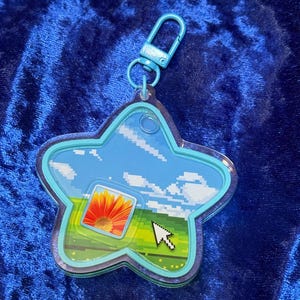 Frutiger Aero Liquid Shaker Keychain - Windows XP Bliss Hill Screensaver Icon