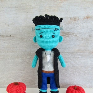 Amigurumi crochet Frankenstein Jr. pattern - Patrón Amigurumi ganchillo Frankenstein Jr.