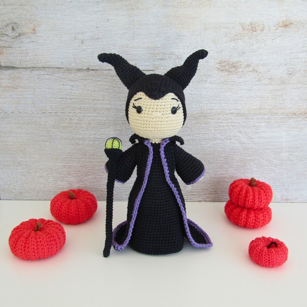 Amigurumi crochet Maleficient pattern  - Patrón amigurumi ganchillo Maléfica