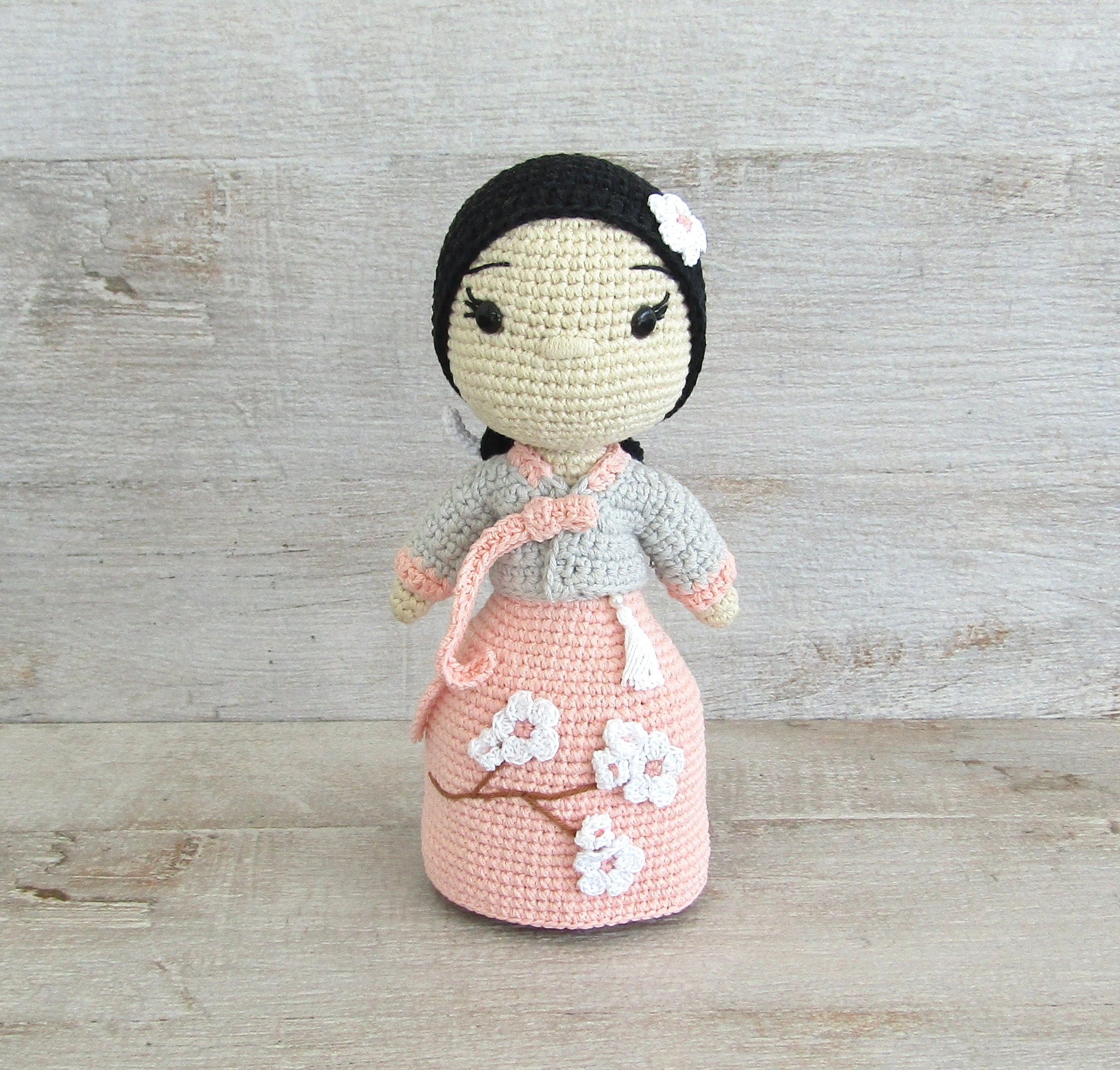 Amigurumi Häkelpuppe Kirschblüten Mädchen Muster - Patrón amigurumi ganchillo MuÈeca Flor de Cerezo