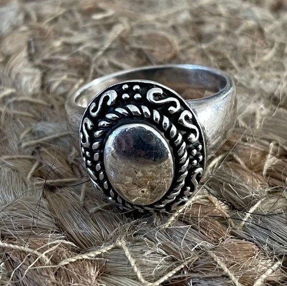 Sterling silver polished Celtic ring (#-0602 T2. … - image 2