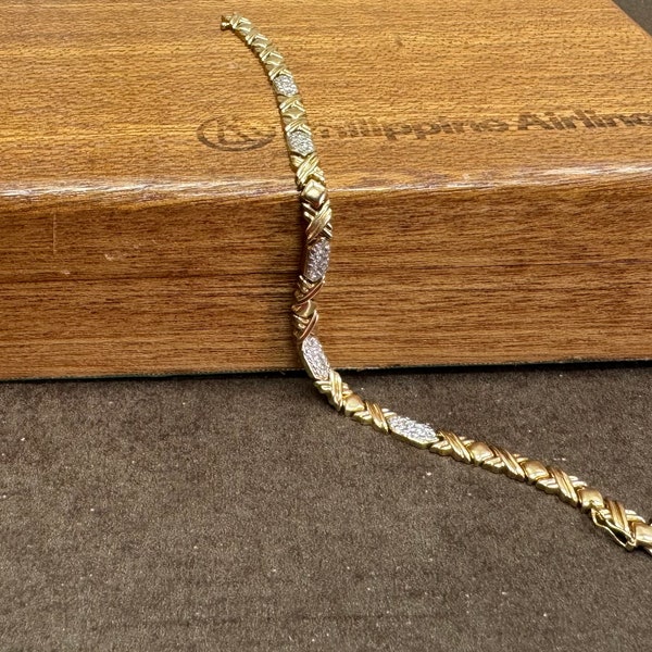 Vintage 10k yellow gold diamond X bracelet 7.5” inches long.#2775S.Free shipping!!!