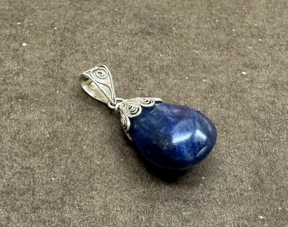Lapis lazuli sterling silver tear drop pendant.#2551GB.Free shipping!!