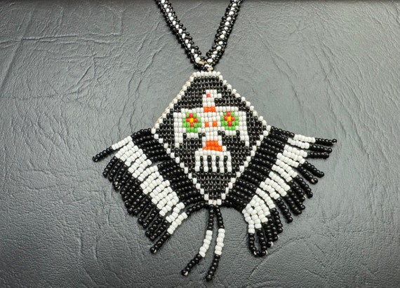 Southwestern / native beaded eagle necklace.#1198… - image 1