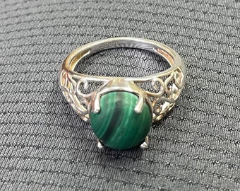 Sterling silver prong set malachite solitaire ring size 6.#200860T2.Free shipping!!!