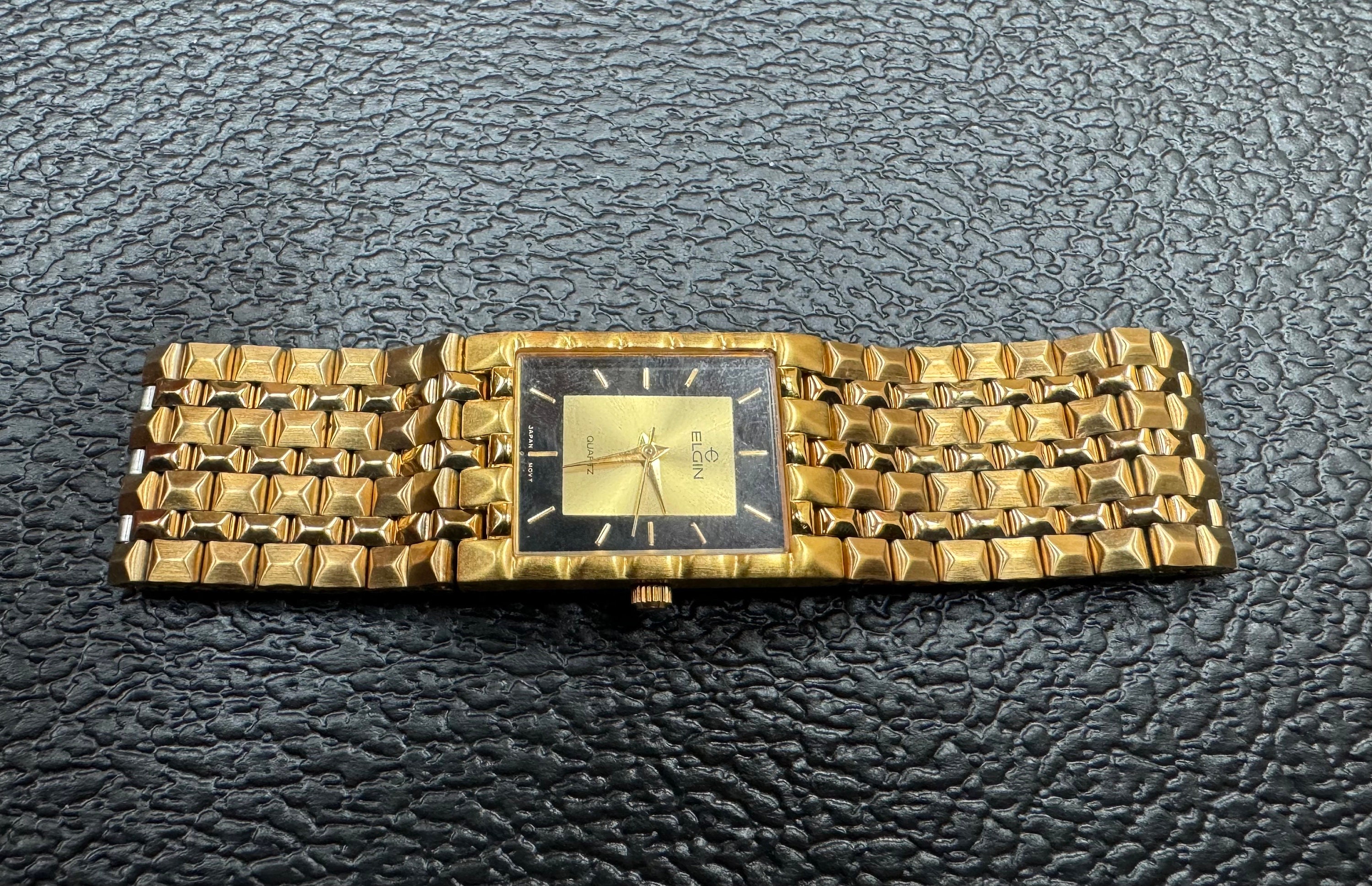 ELGIN GOLD QUARTZ 18金 Vintage NWT Elgin Quartz Classy/ Dress up Watch Gold Tone