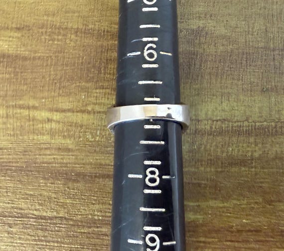 Silvertone red stone statement ring size 7.#3047T… - image 7