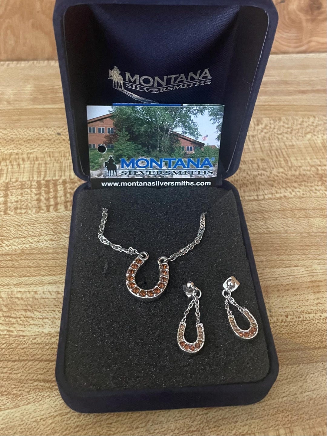 Montana Silversmiths Yellowstone Horseshoe Necklace
