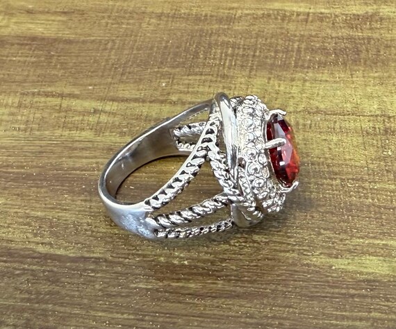 Silvertone red stone statement ring size 7.#3047T… - image 4