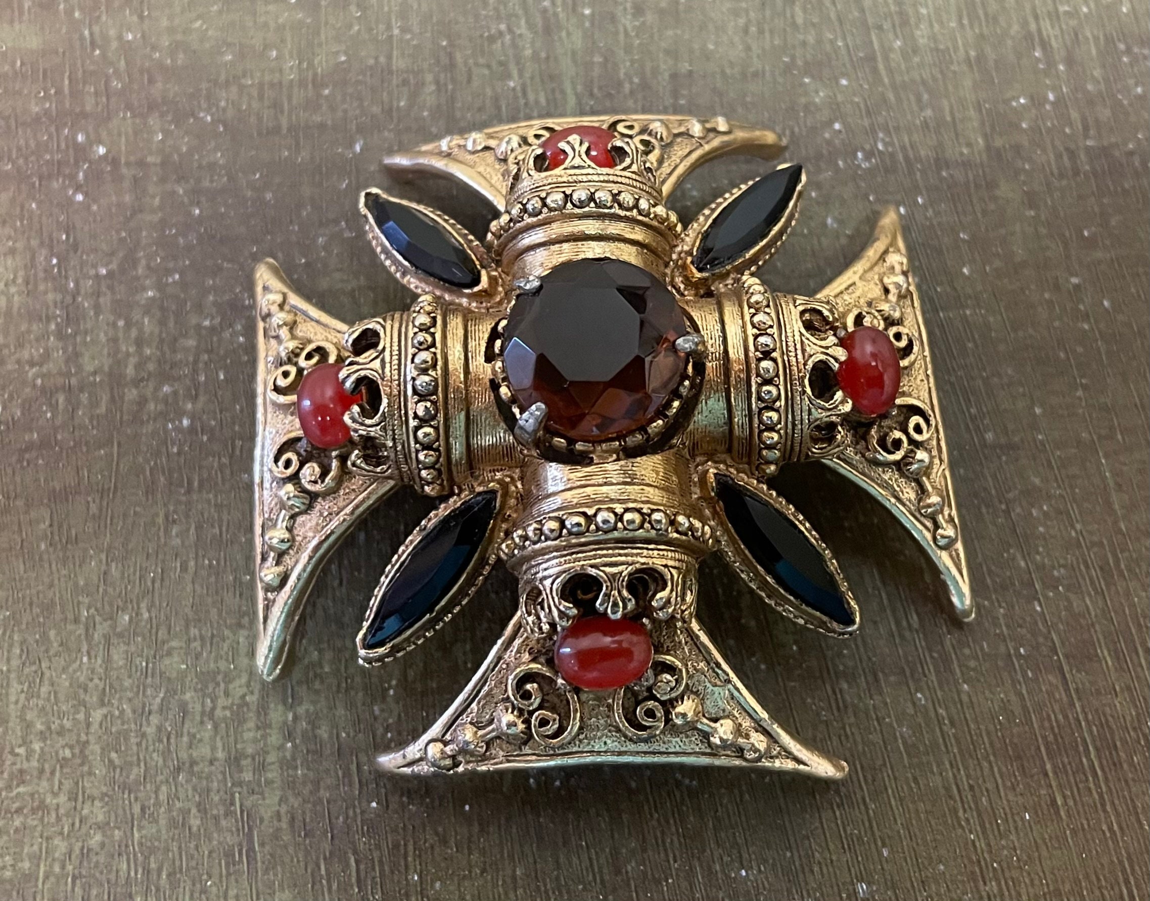 Vintage FLORENZA MALTESE Cross/ Pendant Brooch Sold as