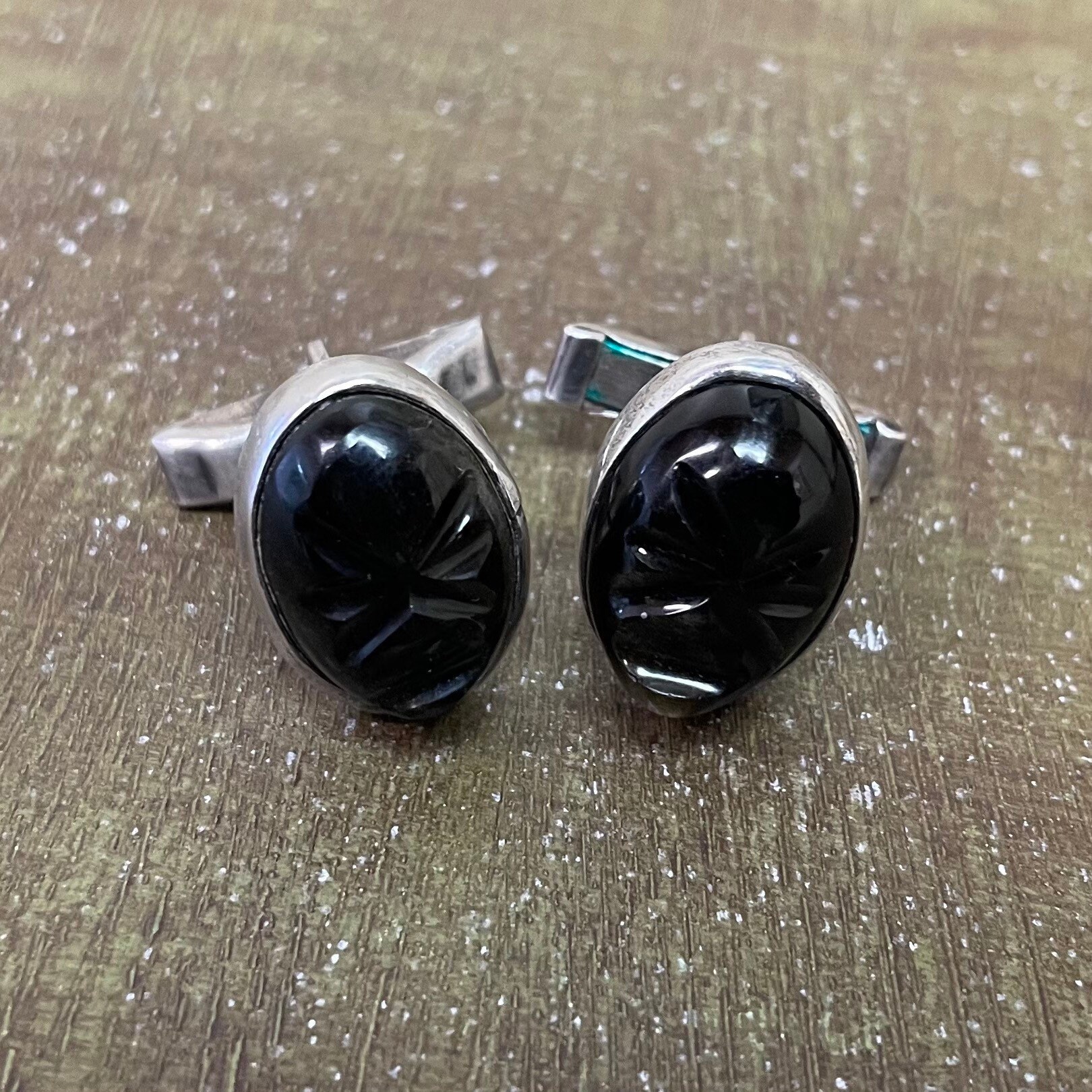 Onyx Face Cuff - Etsy