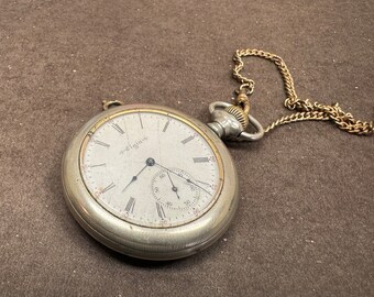 Vintage sold as is parts only Elgin pocket watch.#2571WB.Free shipping!!!