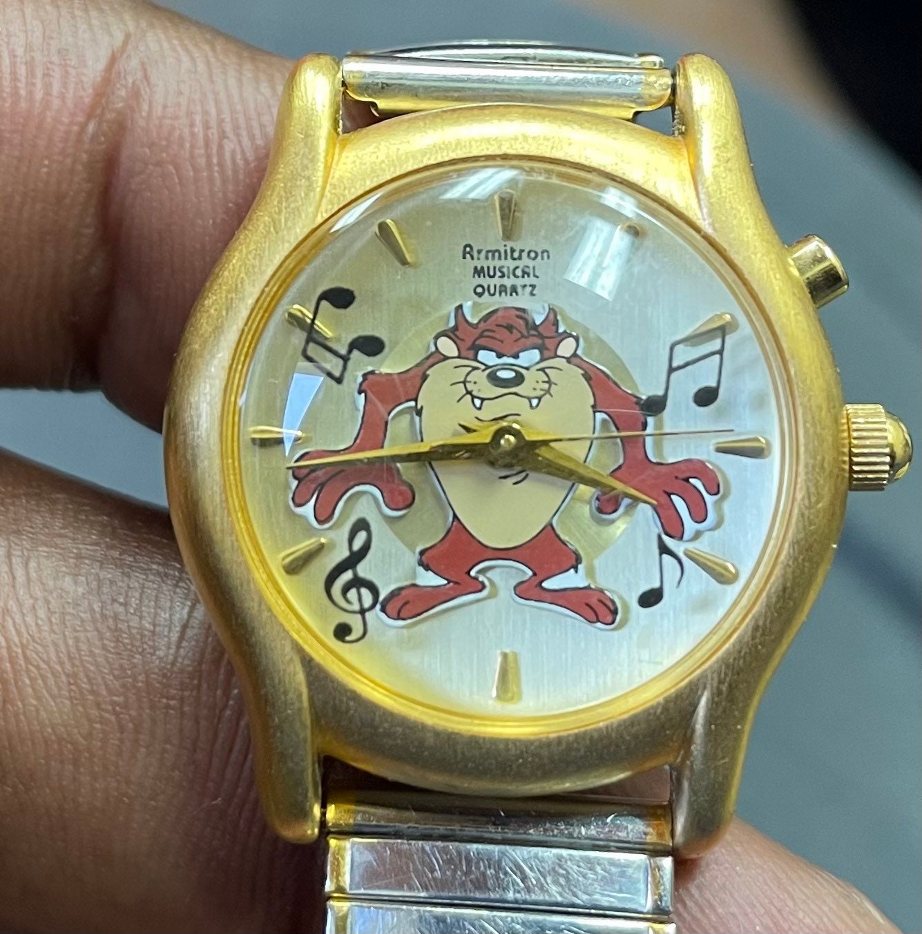 Tasmania Devil Disney 1987 Armitron musical Quartz watch 