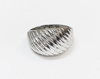 Sterling Silver dome style ring     (#-0538)