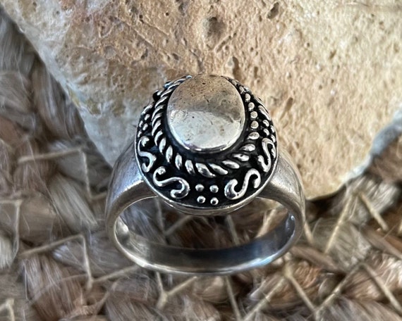 Sterling silver polished Celtic ring (#-0602 T2. … - image 3