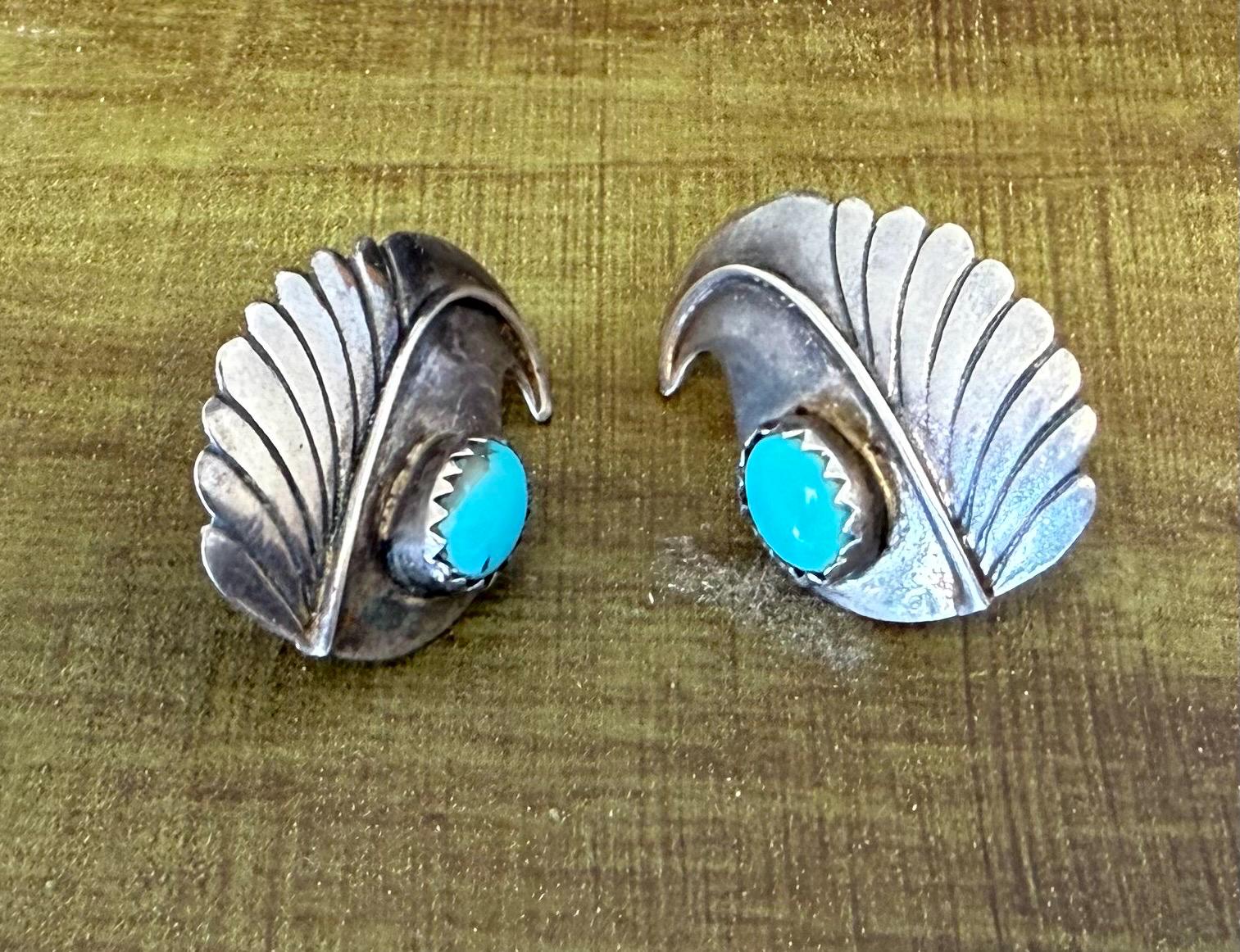 Vintage Navajo MN sterling silver turquoise feather earrings.#1036SB.Free shipping!!!