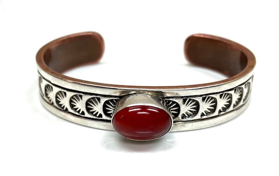 One Of The Best Vintage Navajo Carnelian Sterling Silver Bracelet One Of The Best Vintage Navajo Carnelian Sterling Silver Bracelet