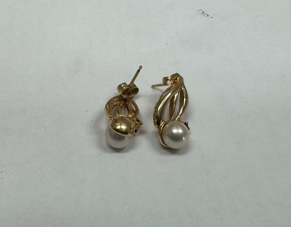 Vintage mid century 14k gold pearl & ruby stud ea… - image 5