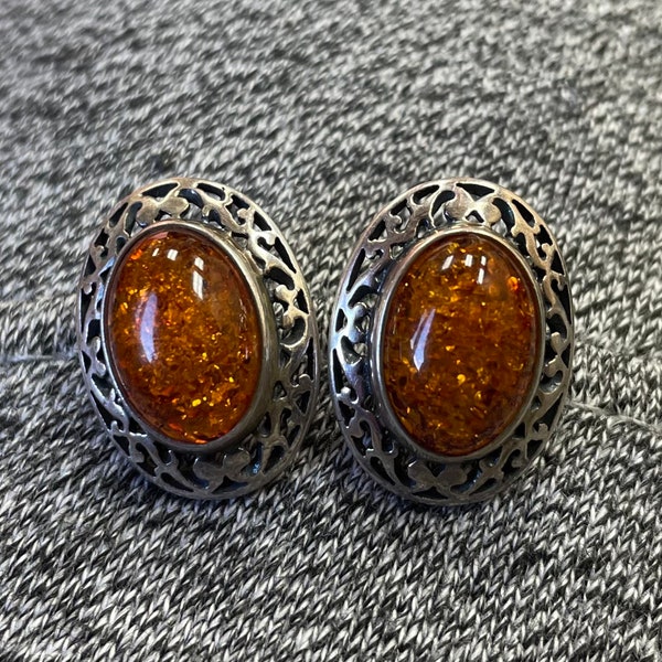 Poland V-8 Baltic Honey  Amber sterling silver earrings pieced.#10127. Free shipping!!!