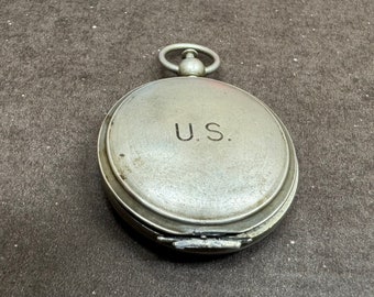 WW2 US Army Wittnauer pocket compass collectible sold as is.#2630WB.Free shipping!!!