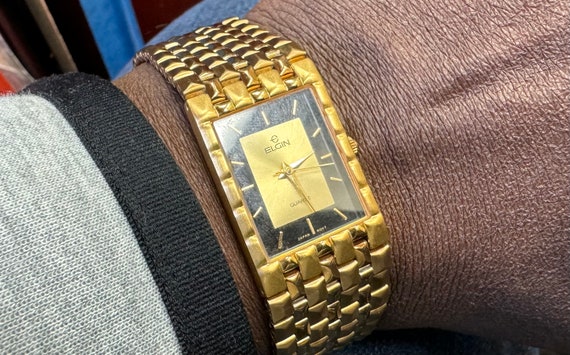 Vintage NWT Elgin Quartz Classy/ Dress up Watch Gold Tone