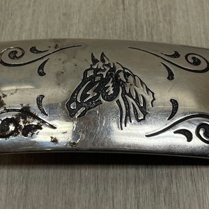 Western Horse Etched Belt Buckle: Cowboy Dress Accessory