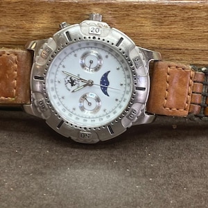 Vintage Beverly Hills Polo club quartz watch.#3003WB.Free shipping!!!