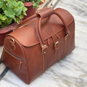 Leather Hunter Weekender Bag Women Bags and Purses Mens Overnight Bag for Aged People, image 2