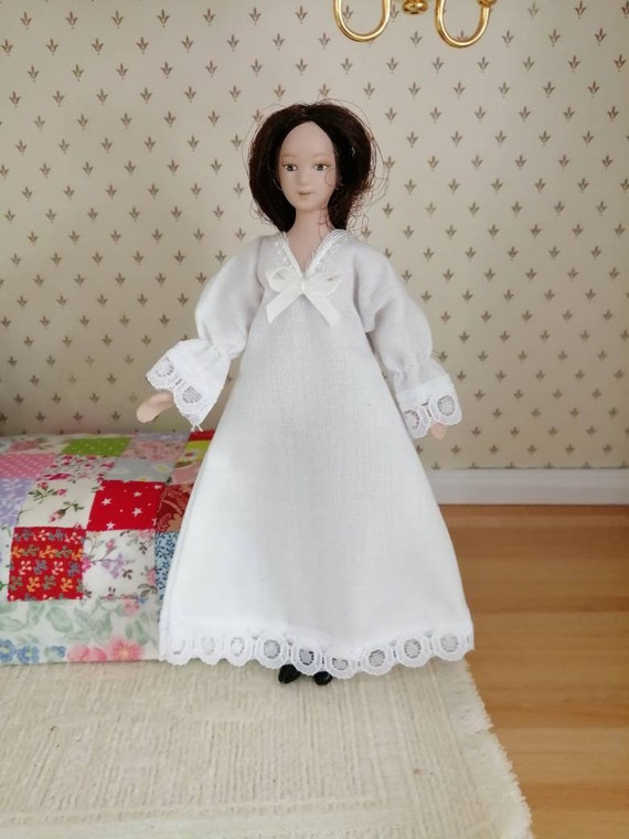 Dolls house clothing discount