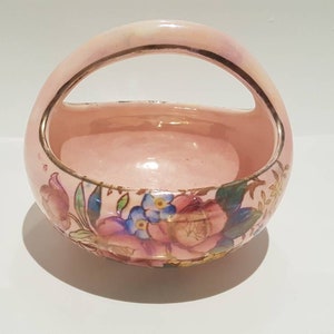 Stunning Maling Rosalind Pink Lustre Posie Bowl with Handle
