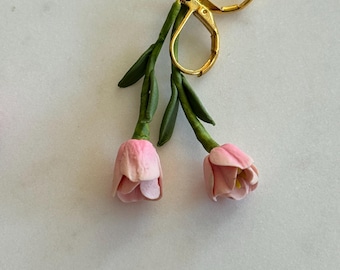 Colgantes de tulipán rosa bebé