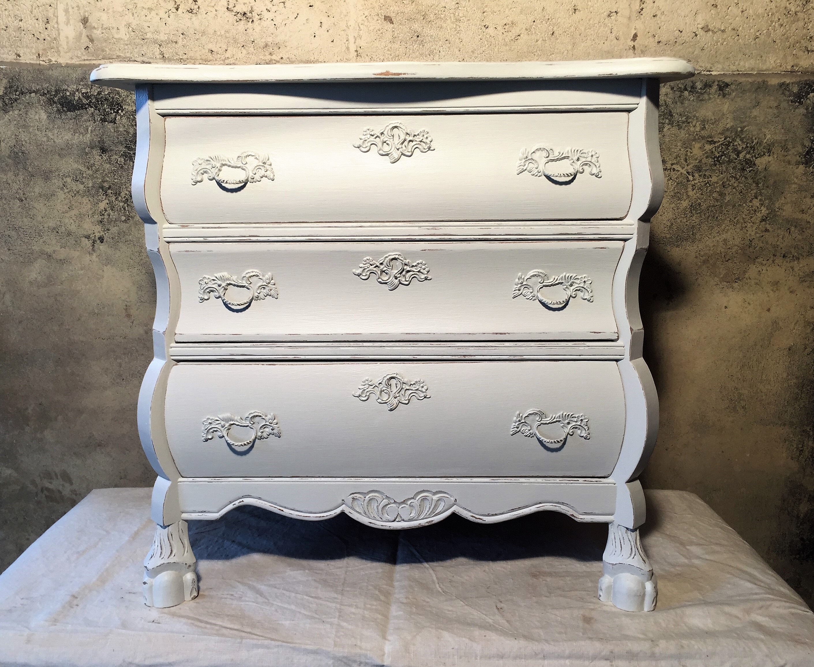 Shabby Chic Vintage Painted Louis Style Bombe Chest Of Drawers