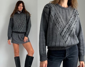 Vintage ‘80s ‘90s pure new wool and leather cable jumper / womens AU 8-14 (sm-large)