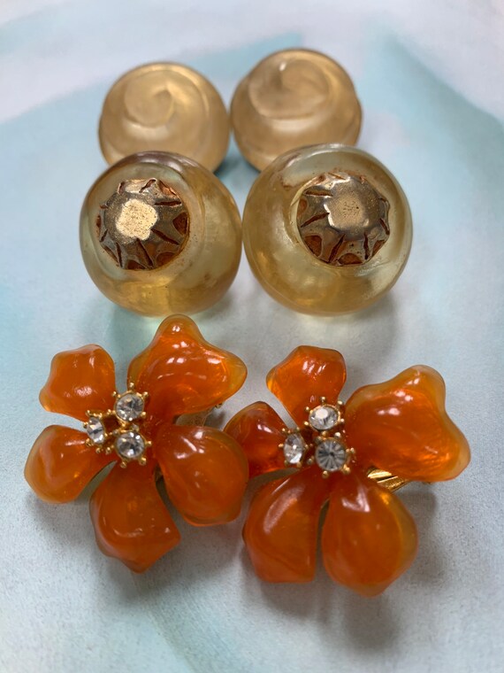 RARE Large Gripoix Style Costume Orange Flower Ea… - image 7