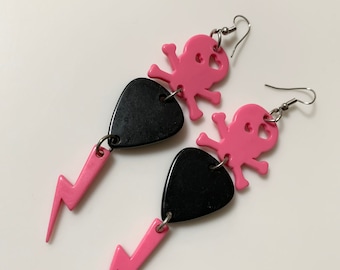 Vintage Thunder Hearts and Sculls earrings Fun Earrings in Black and Pink - Pop Art