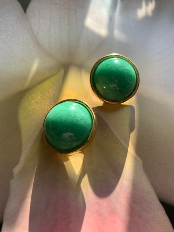 Vintage KJL Jade color and Gold Earrings - classi… - image 1