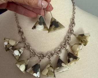 Vintage Sobral modernist Necklace with earrings multicolor triangle round beads Brazilian designer in Paris France Pop art Mod Avant-garde
